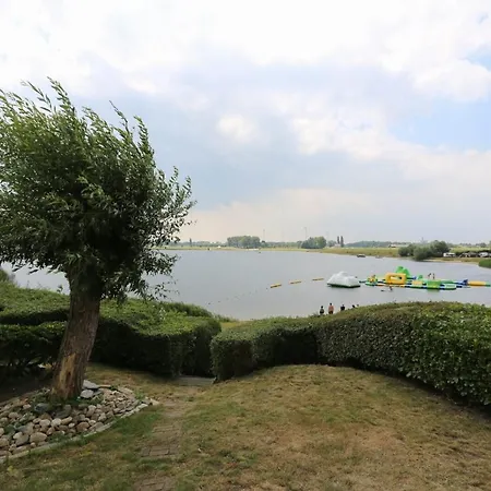 Type B Basis 4 Persoons Aan Het Water 度假村 *